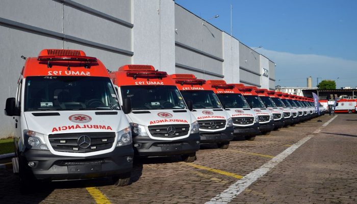 São Paulo - O presidente Michel Temer participa da entrega de 225 ambulâncias para renovação da frota do SAMU 192 (Rovena Rosa/Agência Brasil)