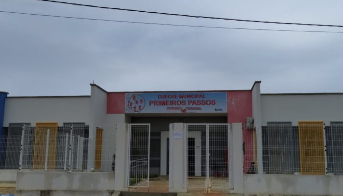 Creche Comunitária Primeiros Passos, em Sebastião Laranjeiras (Foto: Radialista José Geraldo/Tropical FM)