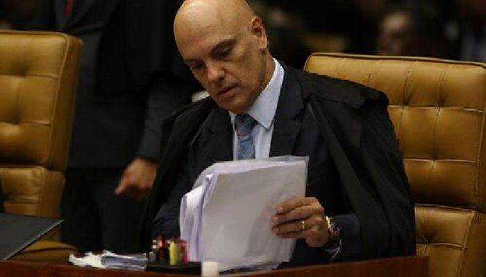 O ministro Alexandre de Moraes, durante sessão de julgamento sobre limite para compartilhamento de dados fiscais