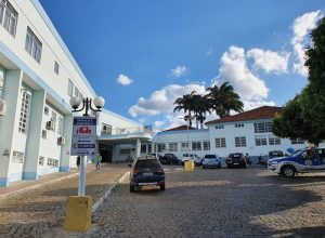Fundação Hospitalar e Maternidade Senhora Santana, em Caetité (Foto: Radar 030)